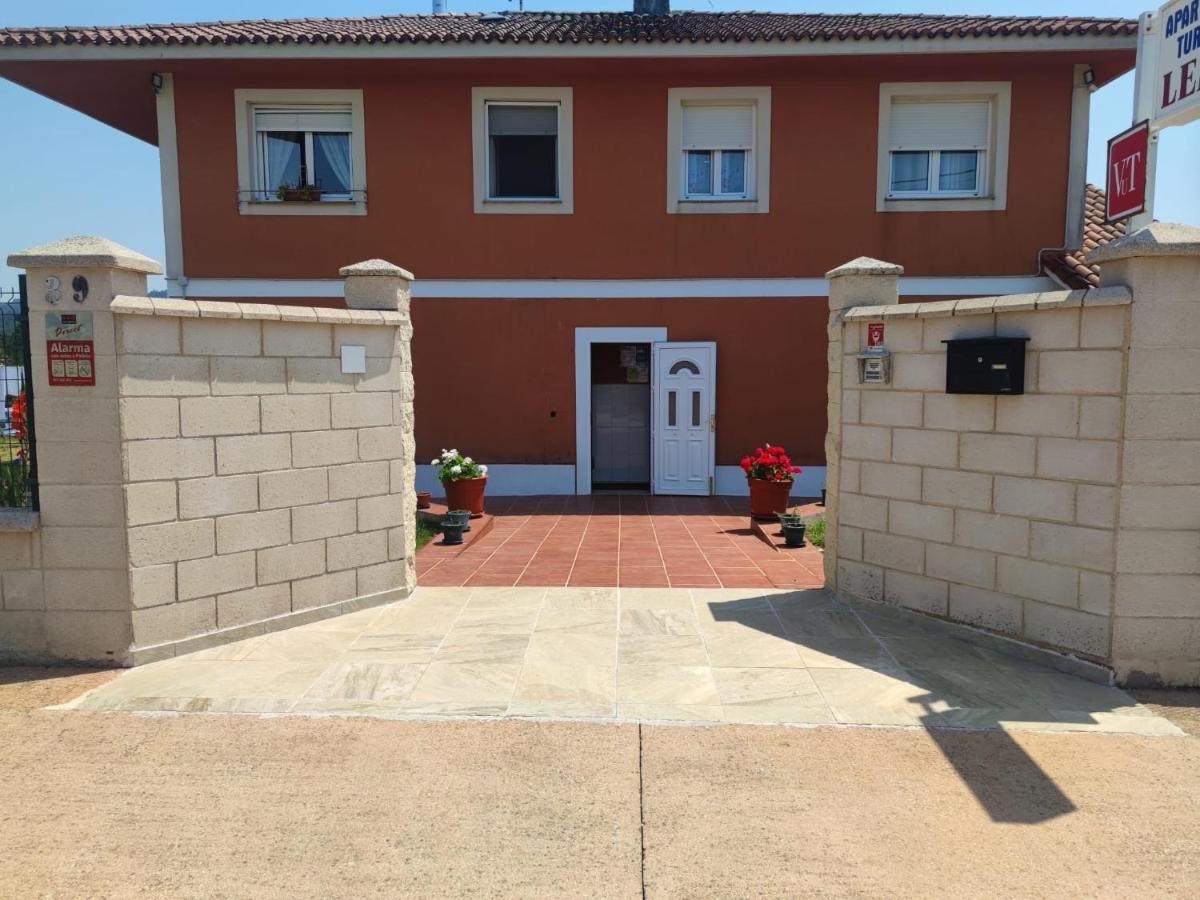 Apartamentos Turisticos Lemos O Pedrouzo Ngoại thất bức ảnh