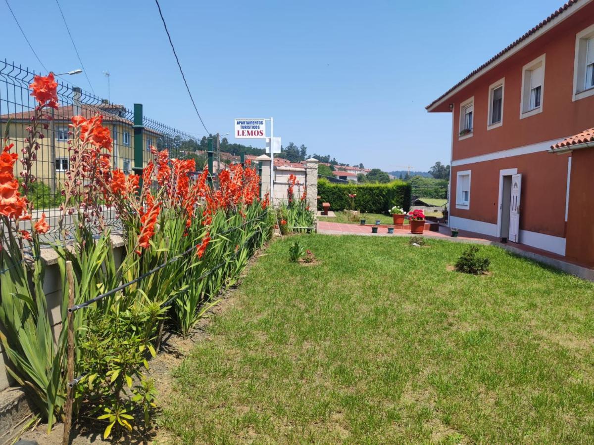 Apartamentos Turisticos Lemos O Pedrouzo Ngoại thất bức ảnh