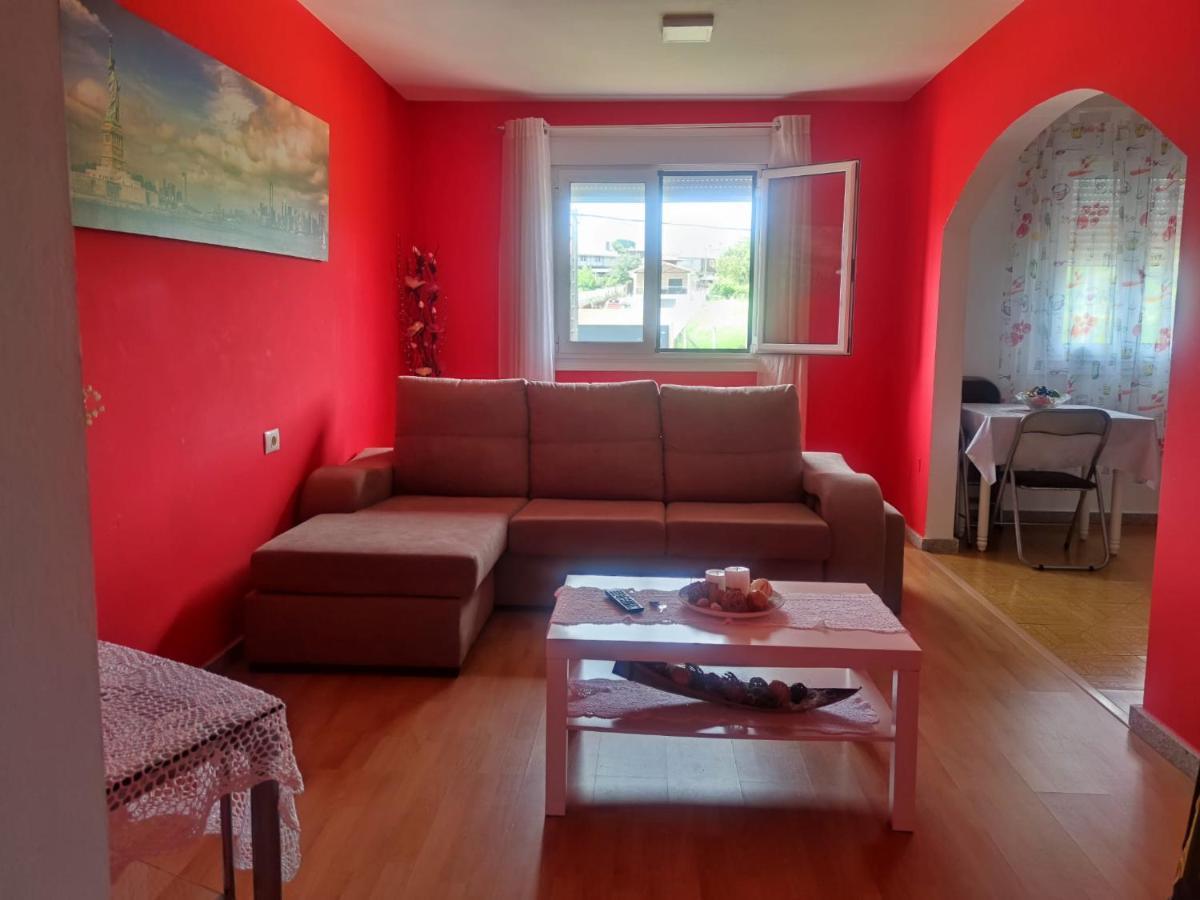 Apartamentos Turisticos Lemos O Pedrouzo Ngoại thất bức ảnh